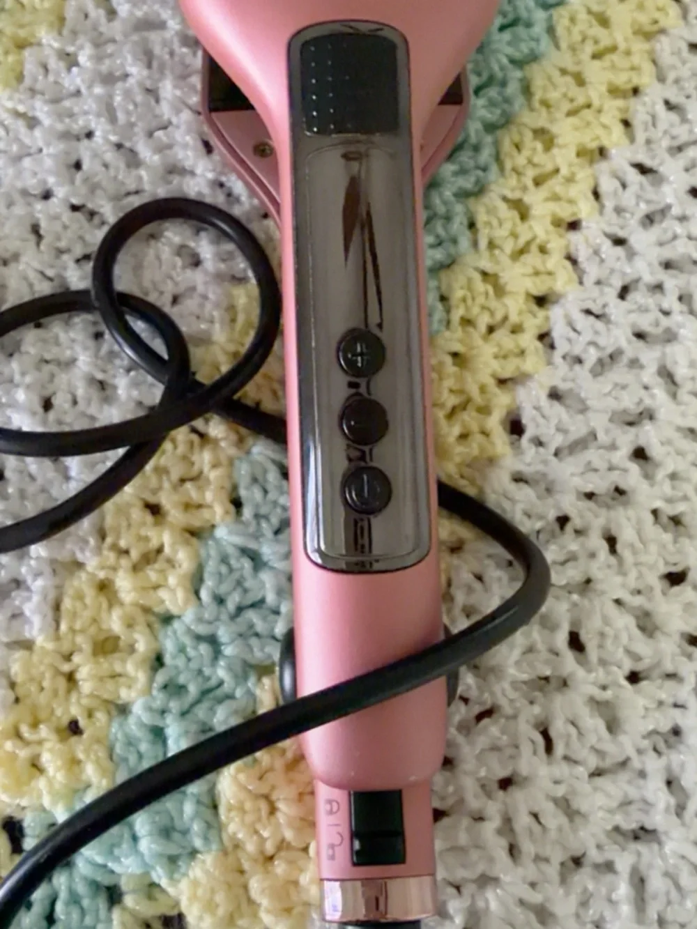 Pink Heated Straightening Brush - Sleek Styling Tool